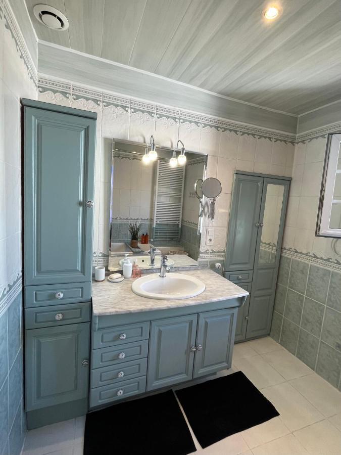 Appartement Chaleureux En Provence Saint-Maximin Exterior foto