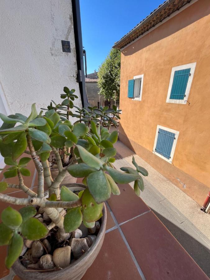 Appartement Chaleureux En Provence Saint-Maximin Exterior foto
